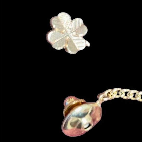 Vintage Four leaf clover tie pin - Picture 2 of 6